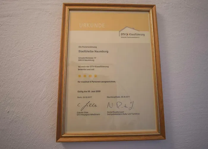 公寓 Stadtbleibe 萨勒河畔瑙姆堡